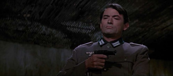 Gregory Peck is in the mood to use this thing. Image: IMDB