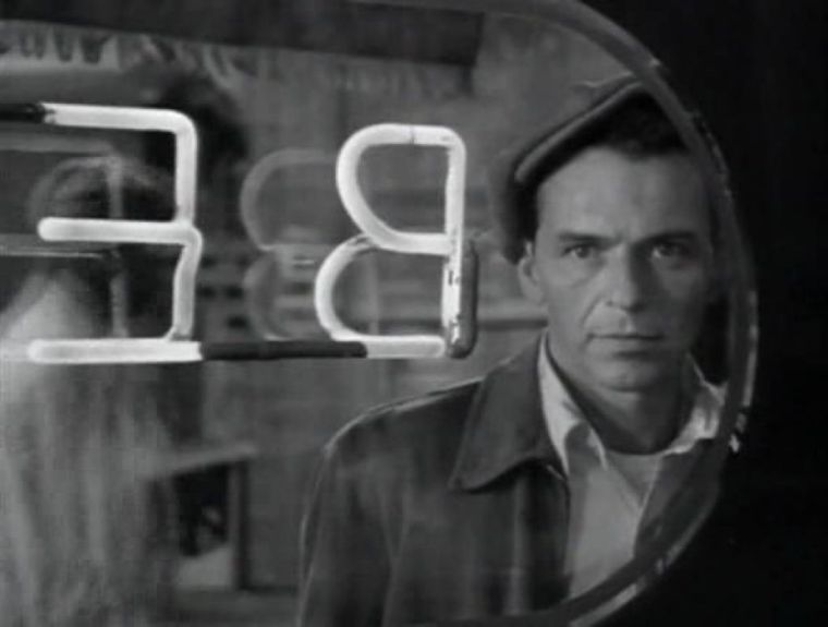 Frank Sinatra... Image: