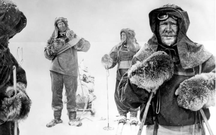 John Mills as Robert F. Scott, trudging his way across ice and snow. Image: 