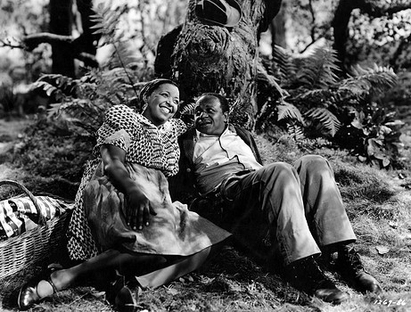 Ethel Waters (L) tries to save Eddie "Rochester" Anderson from himself. Image: Yooniq Images