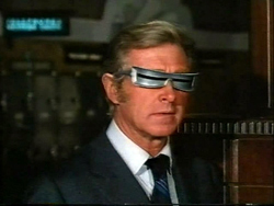 Bridges in his alien spy glasses. Image: Stojo